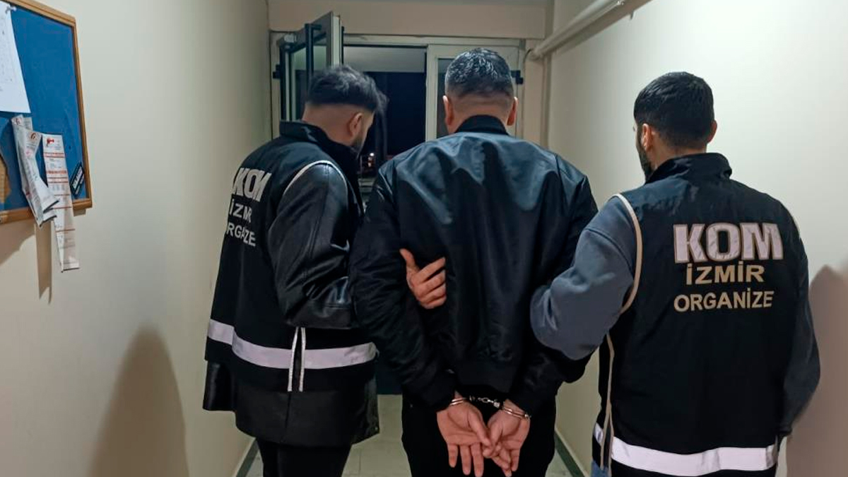 İzmir'de ‘Genç Osman' operasyonu: 7 kişi tutuklandı