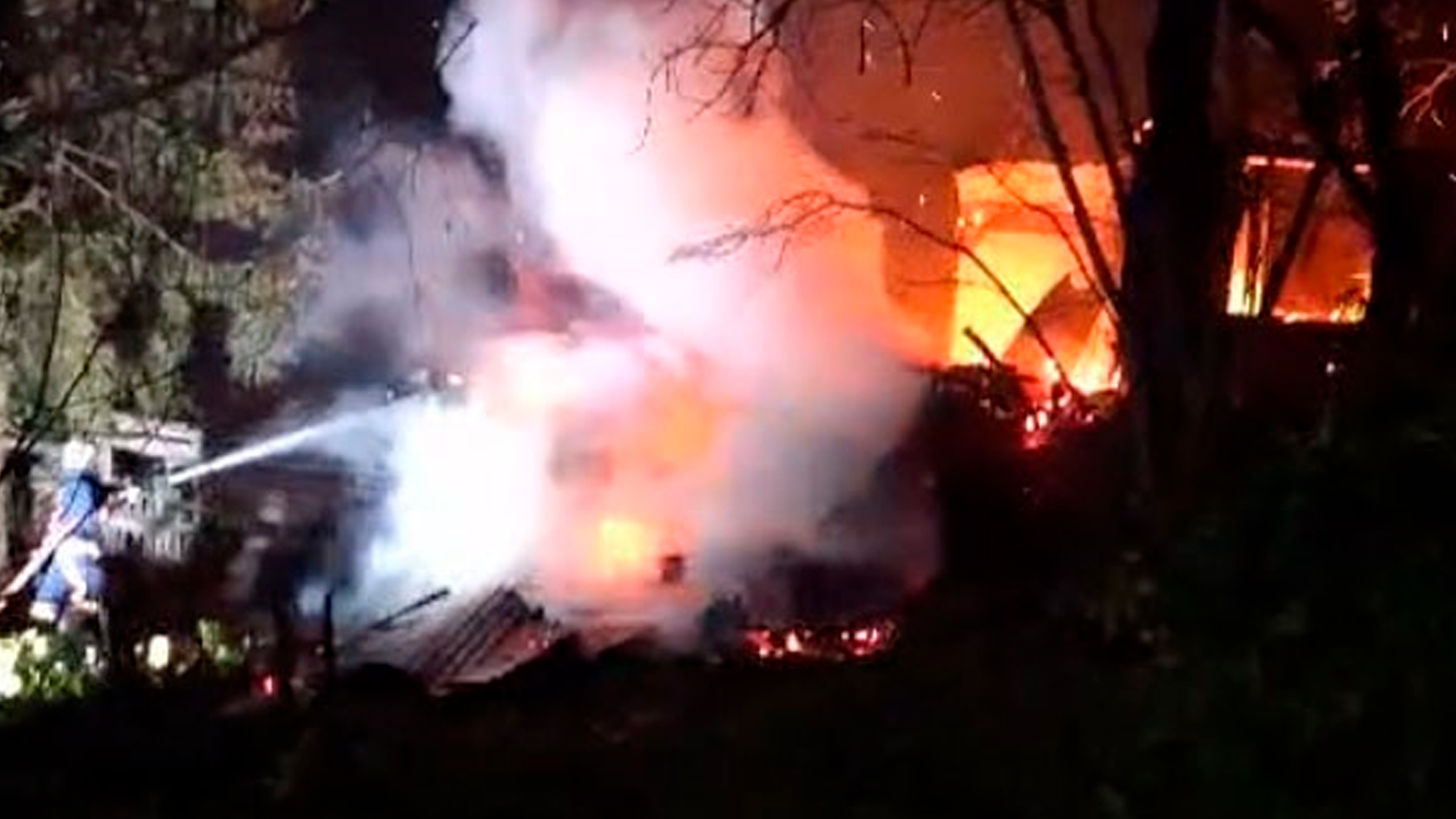 Giresun'da tüp patlaması! Alevlerden son anda kurtuldu