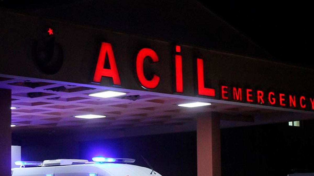 Balıkesir'de dehşet! Baba, oğlunu ve eşini bıçakladı