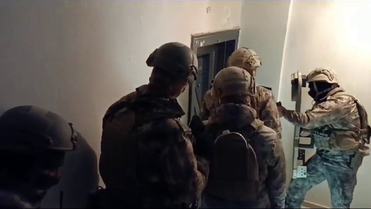 Erzurum'da torbacı operasyonu: Biri 19 yaşında