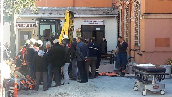 İstanbul Tıp Fakültesinde göçük meydana geldi