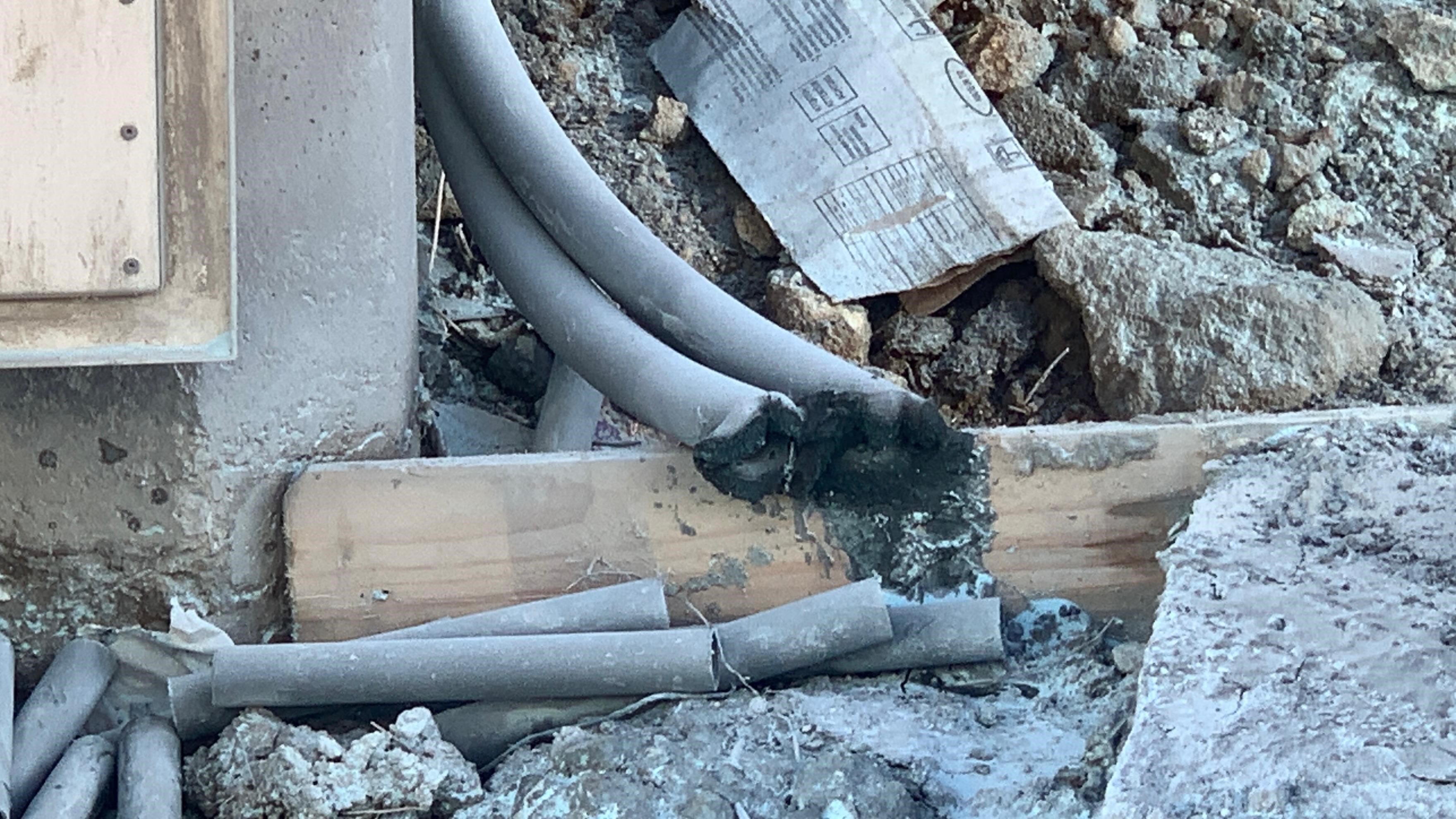 Karaman'da elektrik kabloları yangın çıkardı!