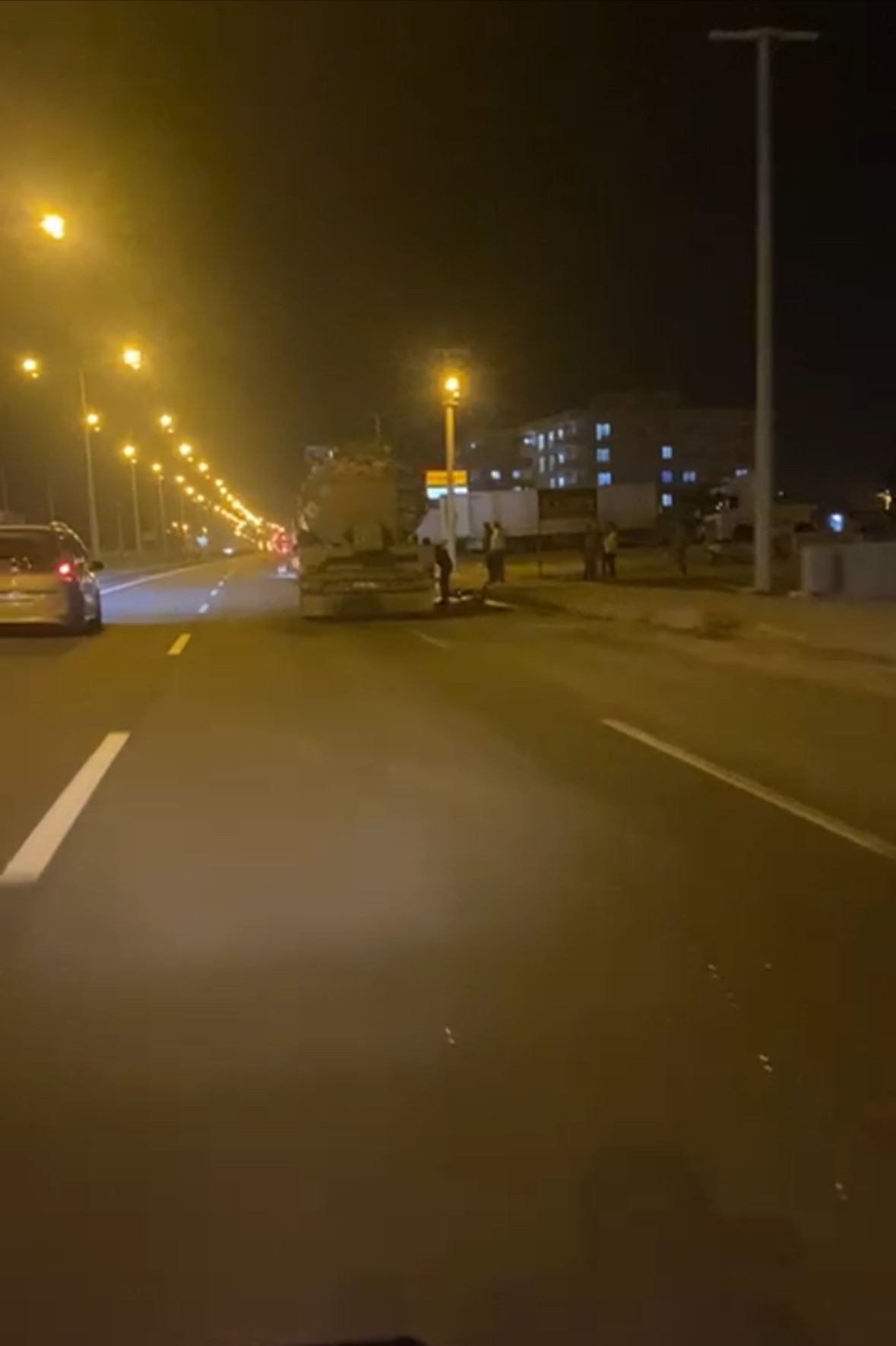 Zincirleme trafik kazası: 1 yaralı