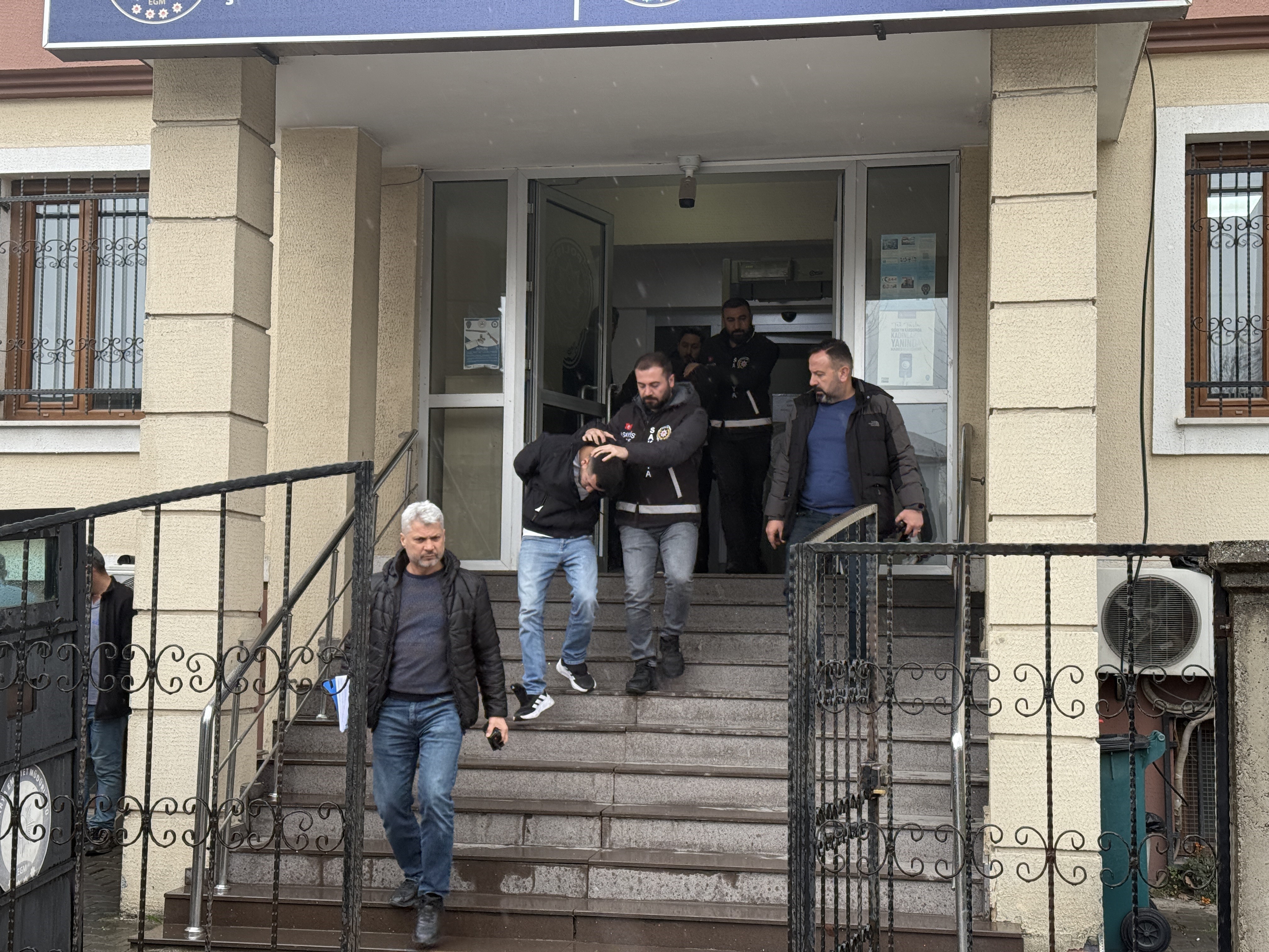 112 acil personelinin silahla vurulduğu olayda 2 tutuklama