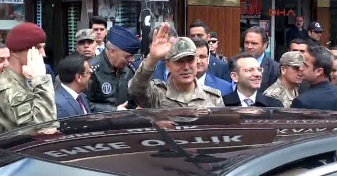 Akar ve kuvvet komutanları Diyarbakır'da