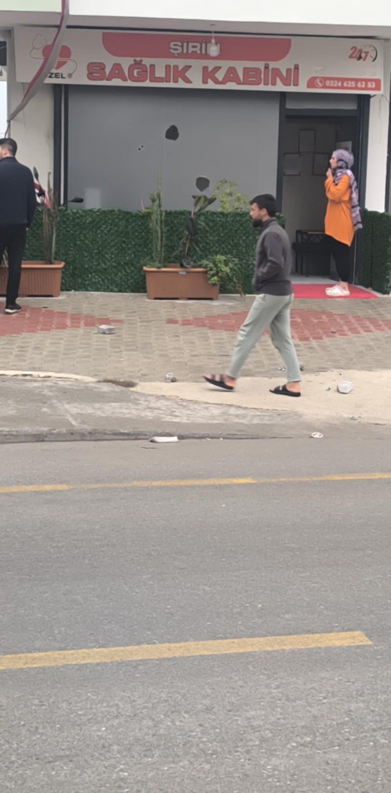 Mersin'de sağlık kabinine saldırının gerekçesi şok etti