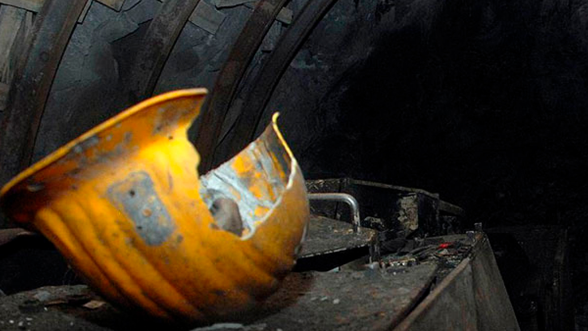 Kömür madeninde patlama! En az 12 işçi mahsur kaldı