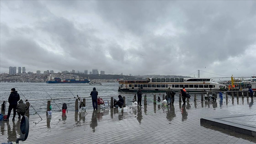 İstanbul'da sağanak aralıklarla etkili oluyor (12 Ocak 2025)
