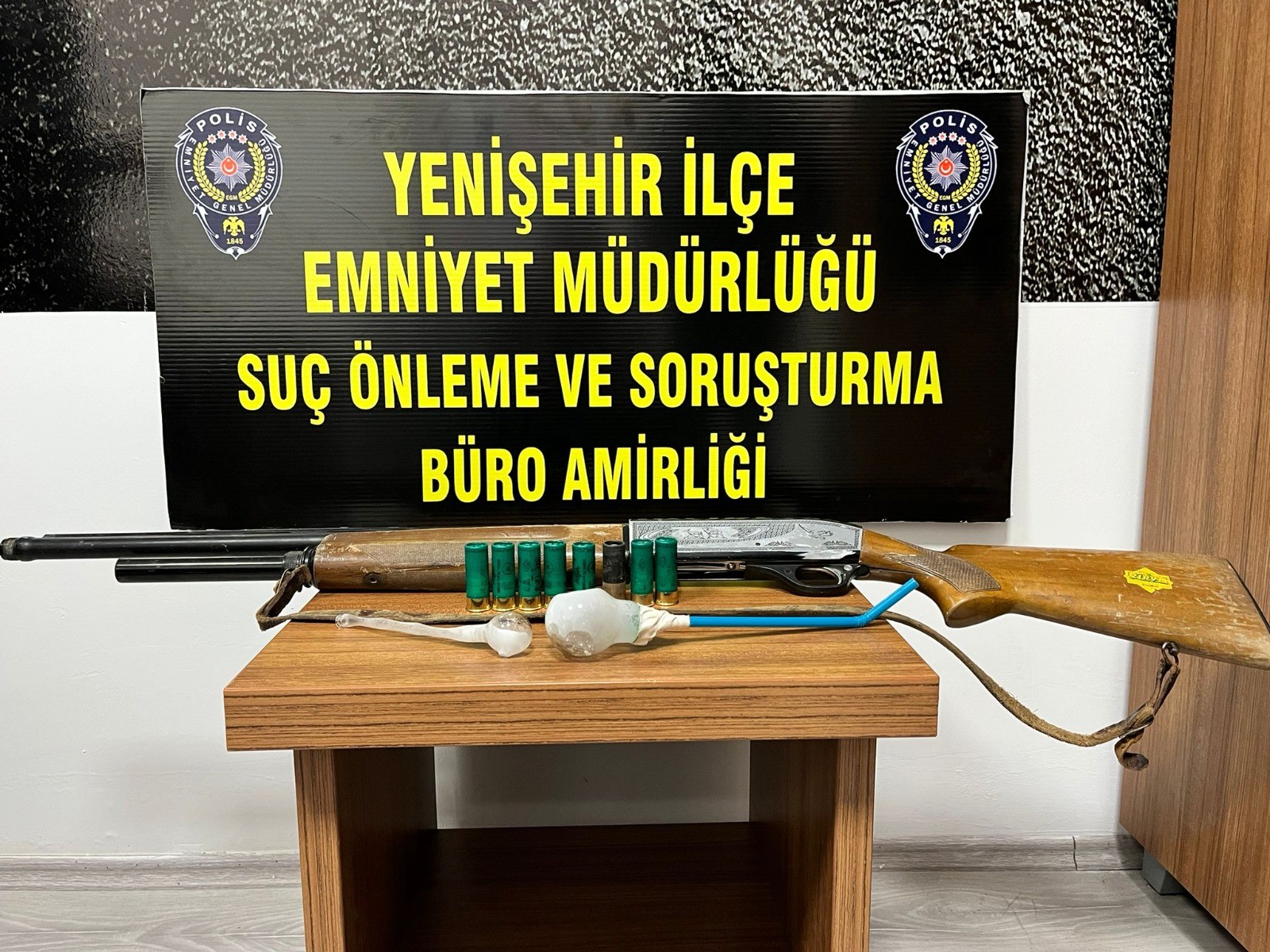 Bursa'da polislerin şüphelendiği araçta uyuşturucu çıktı