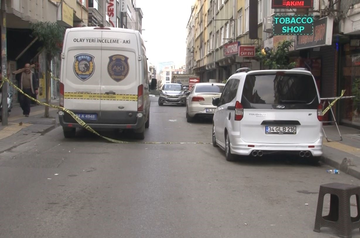 Bahçelievler'de silahlı saldırı! 1 kişi öldü, 3 kişi yaralı