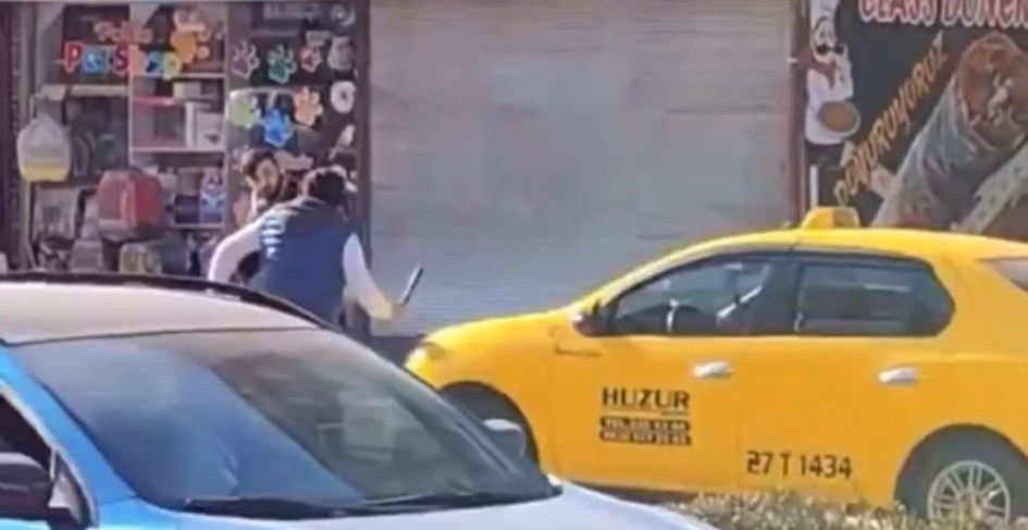 Gaziantep’te dehşet! Taksiciye aracında meydan dayağı atıldı