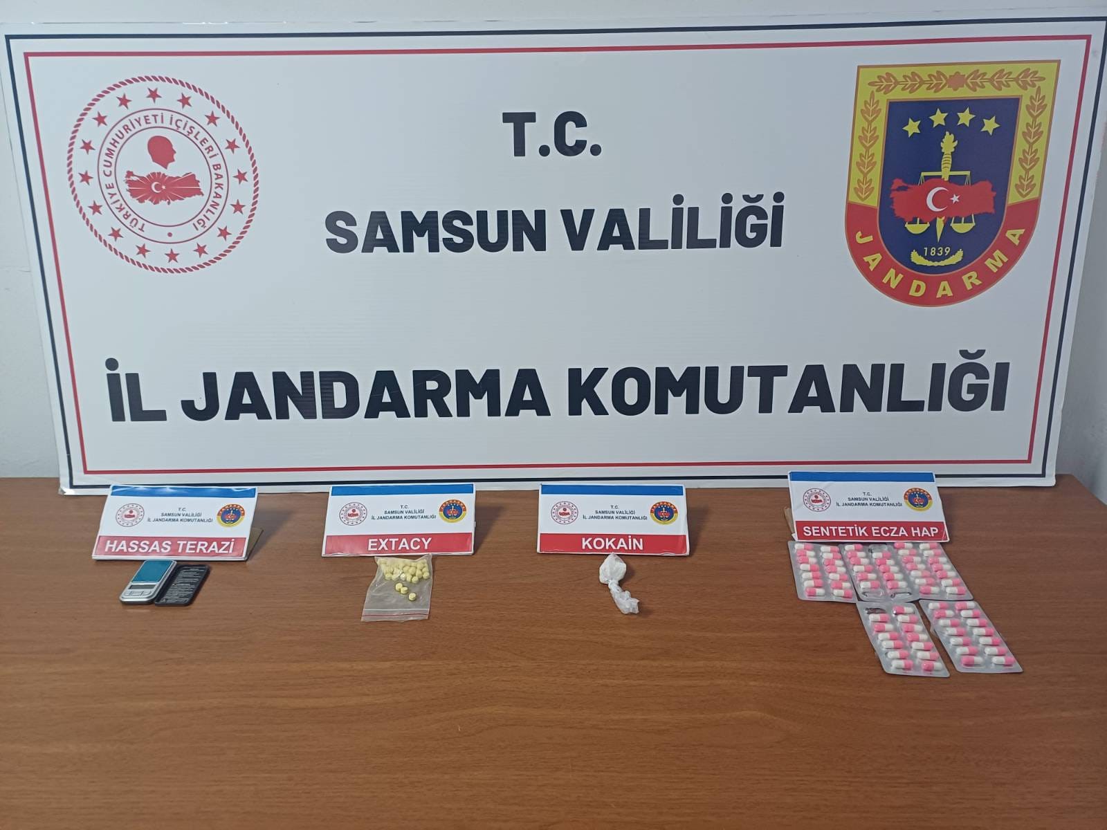 Samsun'da 3 uyuşturucu taciri yakalandı