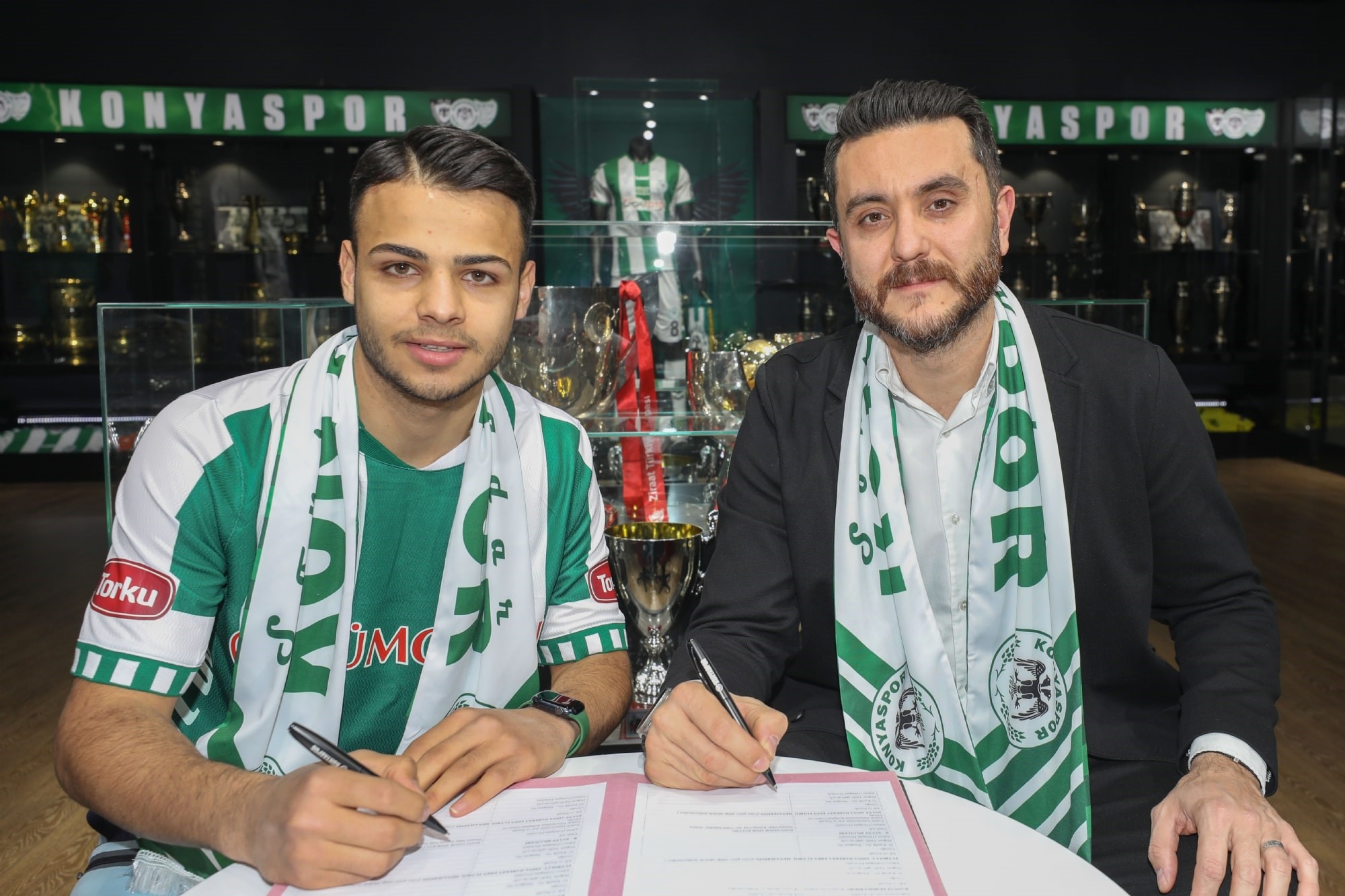 Konyaspor, Mehmet Güneş'i renklerine bağladı