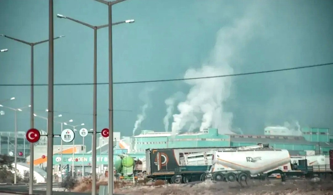 Emet Bor İşletmesinde asit patladı: 2 kişi yaralandı