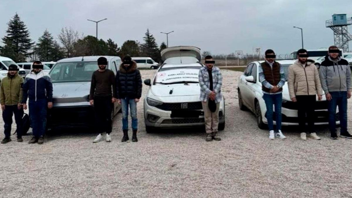 Kırklareli’nde kaçak göçmen operasyonu! 66 kişi yakalandı