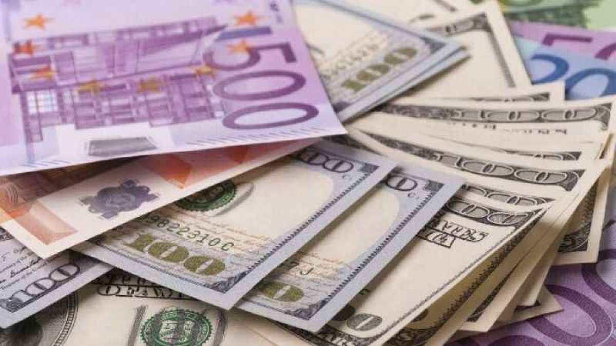 Serbest piyasada döviz açılış fiyatları: Dolar ve Euro güne nasıl başladı? (5 Şubat 2025)