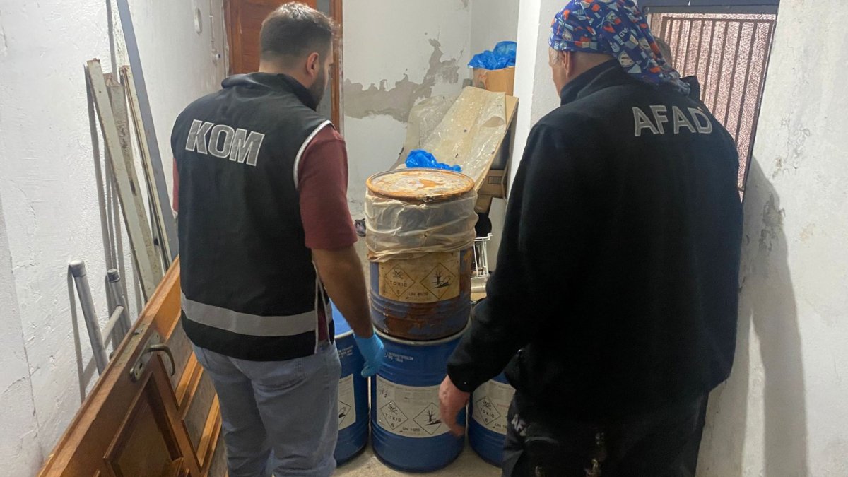 Antalya'da operasyon! 177 kilogram siyanür ele geçirildi