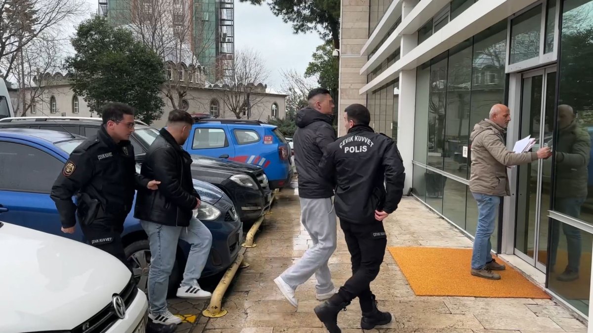 Samsun'da uyuşturucuya geçit yok! Operasyonda 4  kişi gözaltına alındı