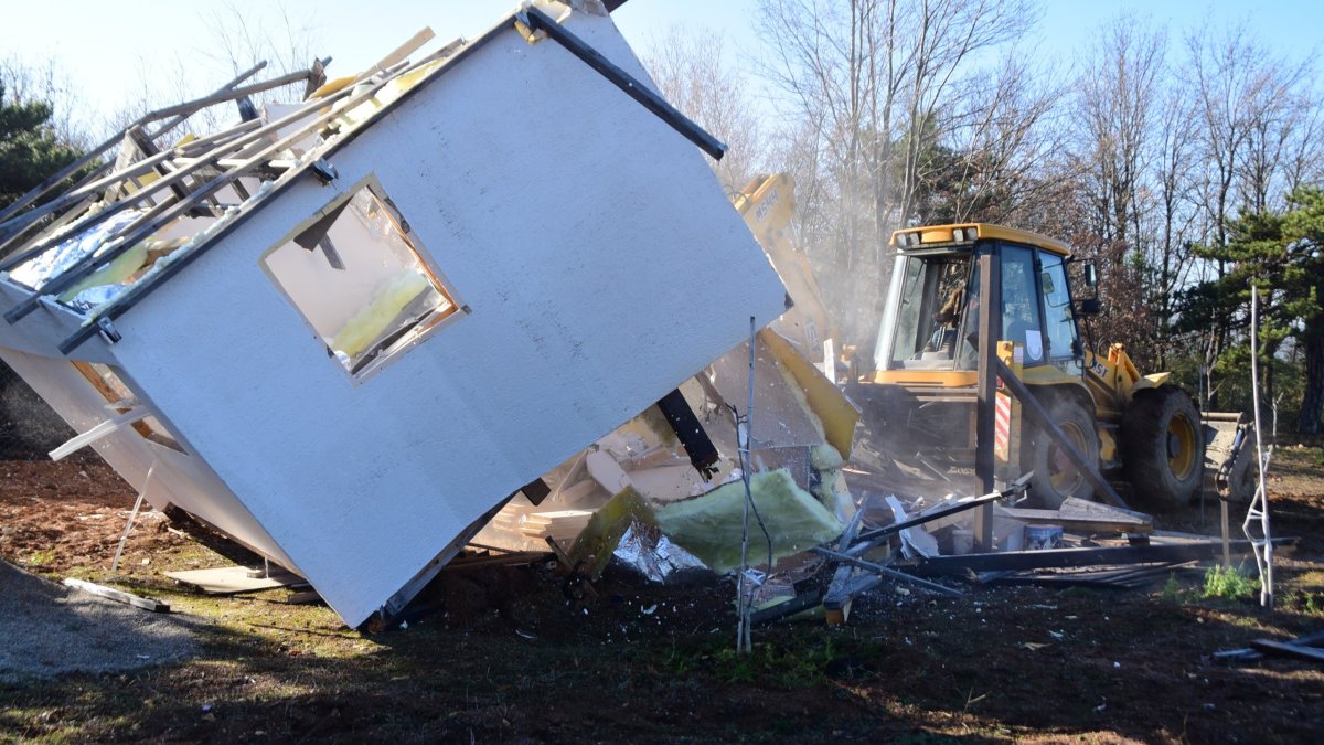 Yenişehir'de kaçak yapılar yıkılıyor! Ova koruma altında