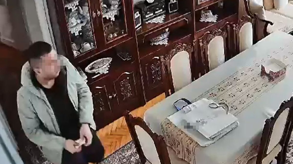 Bakırköy'de aynı mahallede iki evi hedef alan şüpheli yakalandı