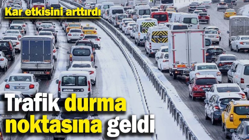 İstanbul'da kar etkisini arttırdı, trafik kilitlendi: Orhan Şen'den 'evinize gidin' uyarısı