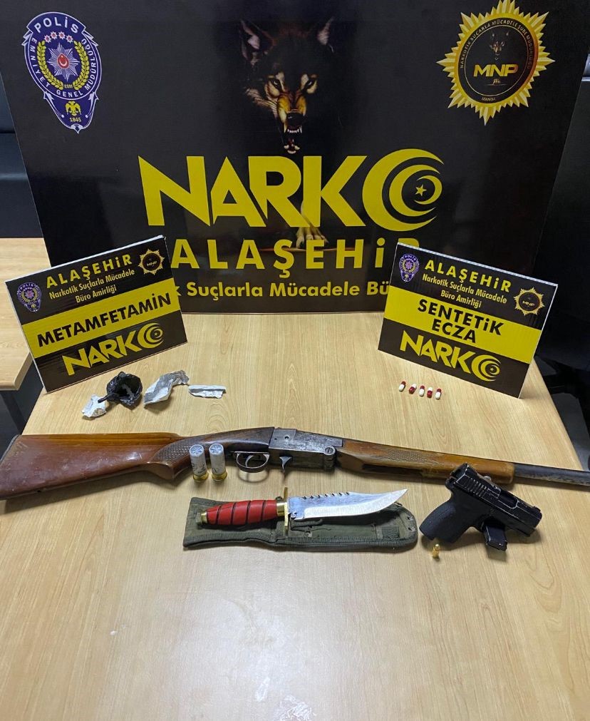 Alaşehir polisi uyuşturucu tacirlerine geçit vermedi