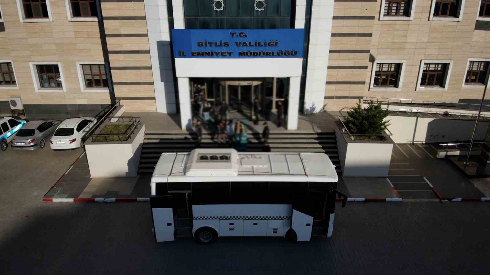 Bitlis’te düzenlenen uyuşturucu operasyonunda 9 kişi tutuklandı