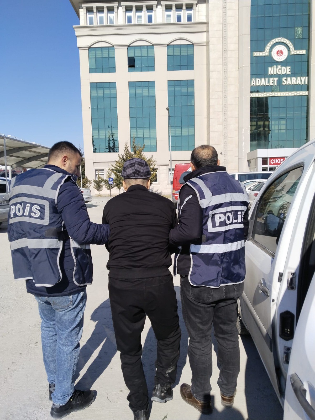 Hakkında 45 suç dosyası bulunan şahıs yakalandı