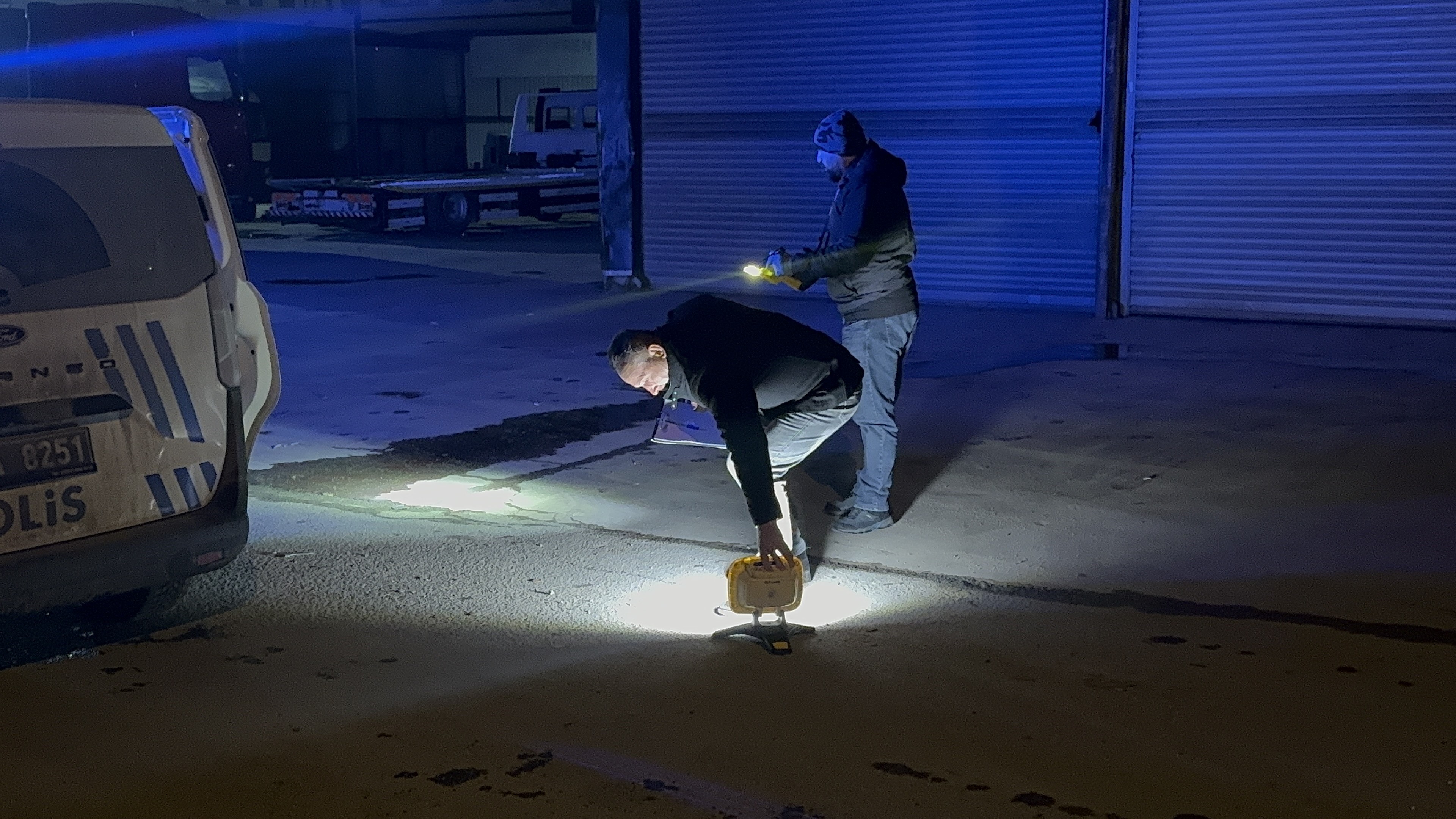 Trafikte tartıştığı damadına kurşun yağdırdı