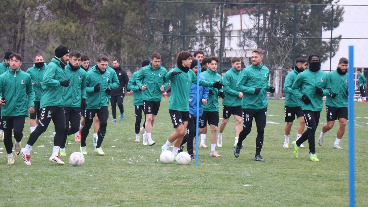 Sakaryaspor, Fatih Karagümrük mesaisine başladı