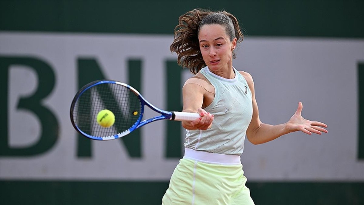 Milli tenisçi Zeynep Sönmez, sakatlığı nedeniyle Indian Wells turnuvasından çekildi