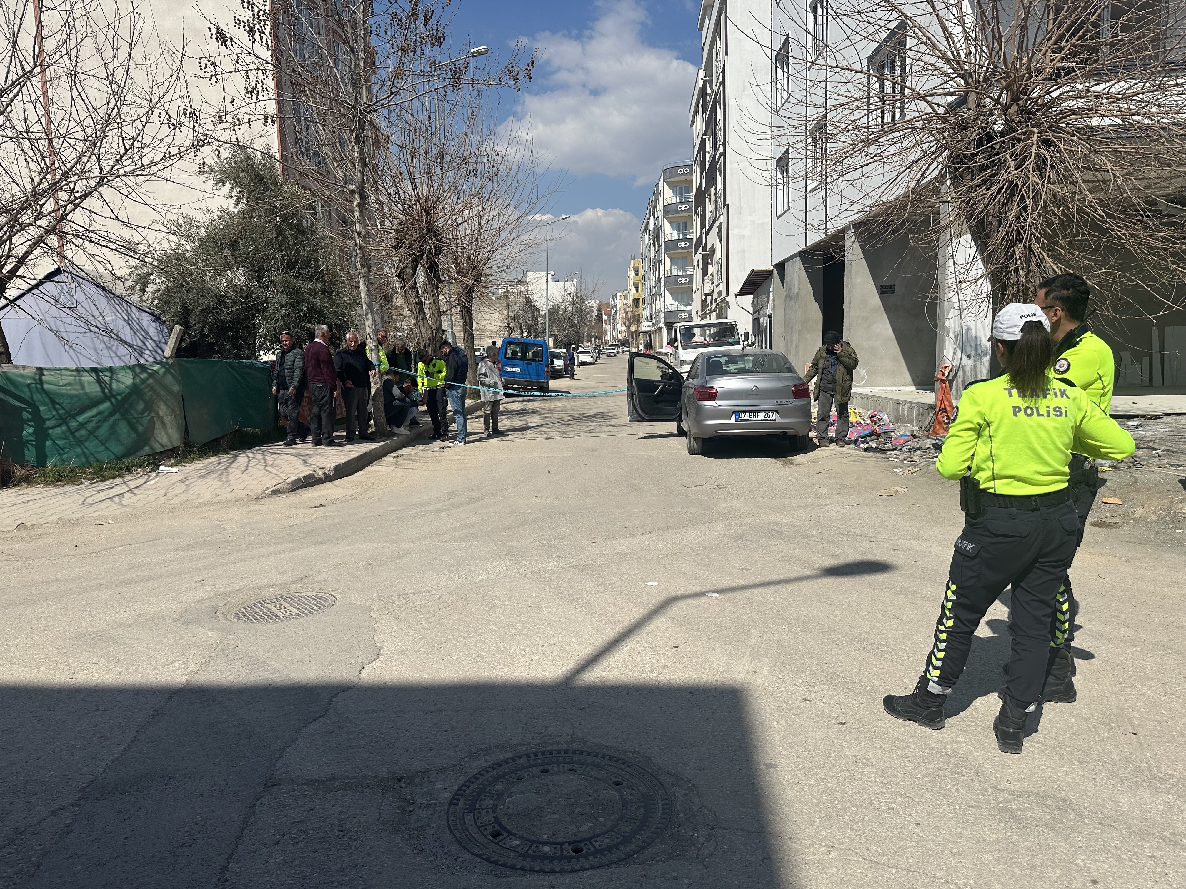 Otomobil ile motosiklet çarpıştı: 1 ağır yaralı