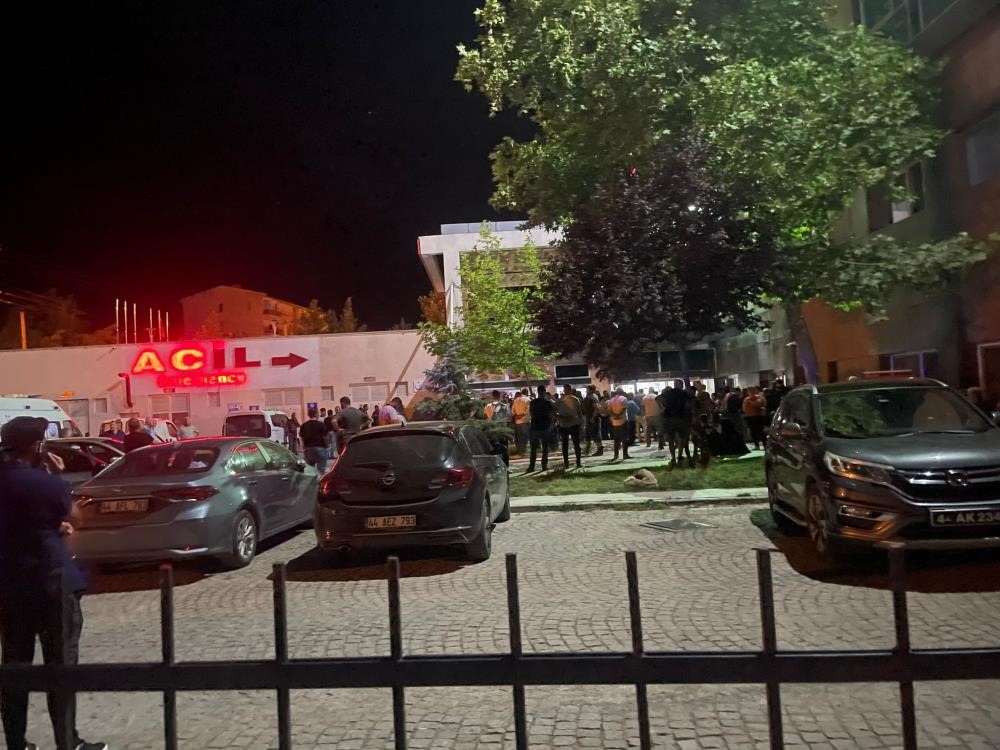 Akçadağ’da elektrik akımına kapılan işçi yaralandı