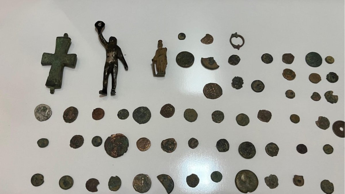 Amasya'da kaçakçılık operasyonu! Roma dönemine ait tarihi eserler ele geçirildi