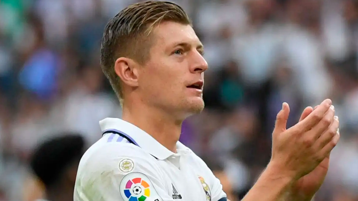 Toni Kroos, tarihin en iyi frikikçilerini açıkladı! Milli yıldız da listede