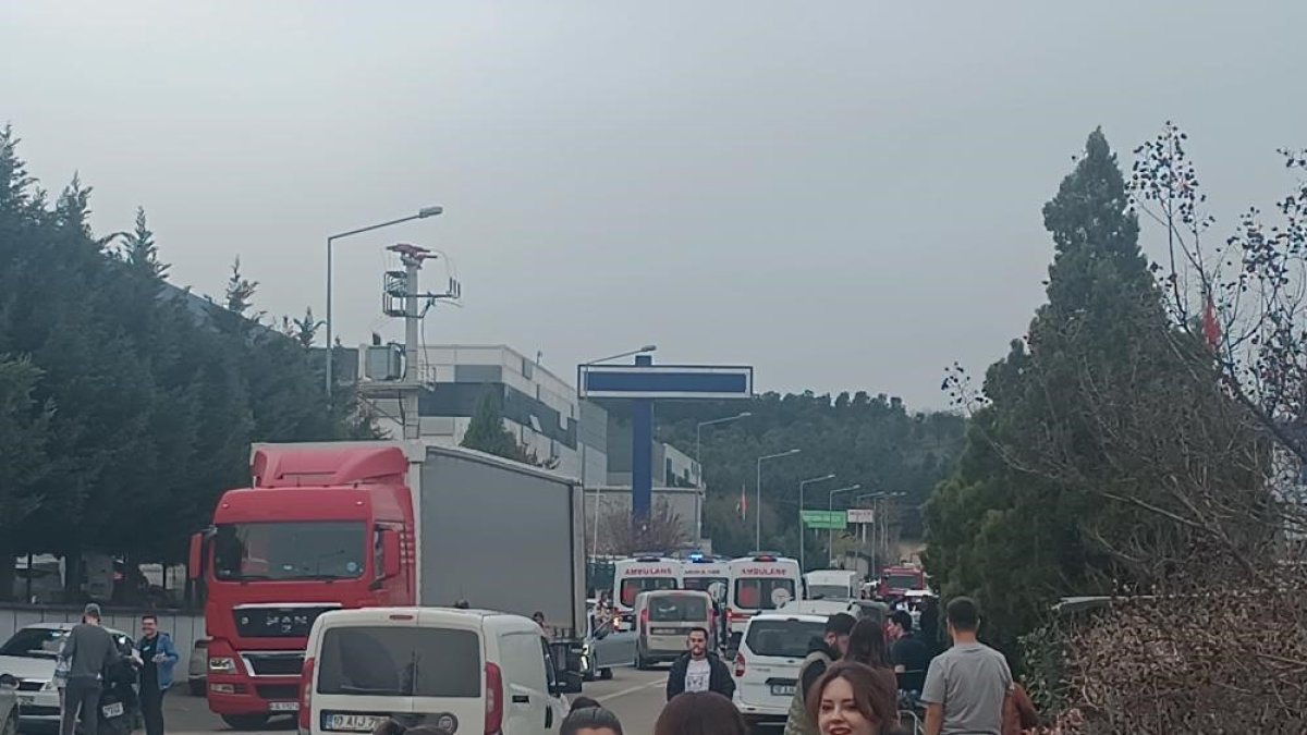 Fabrikada temizlik faciası! İşçiler amonyaktan zehirlendi