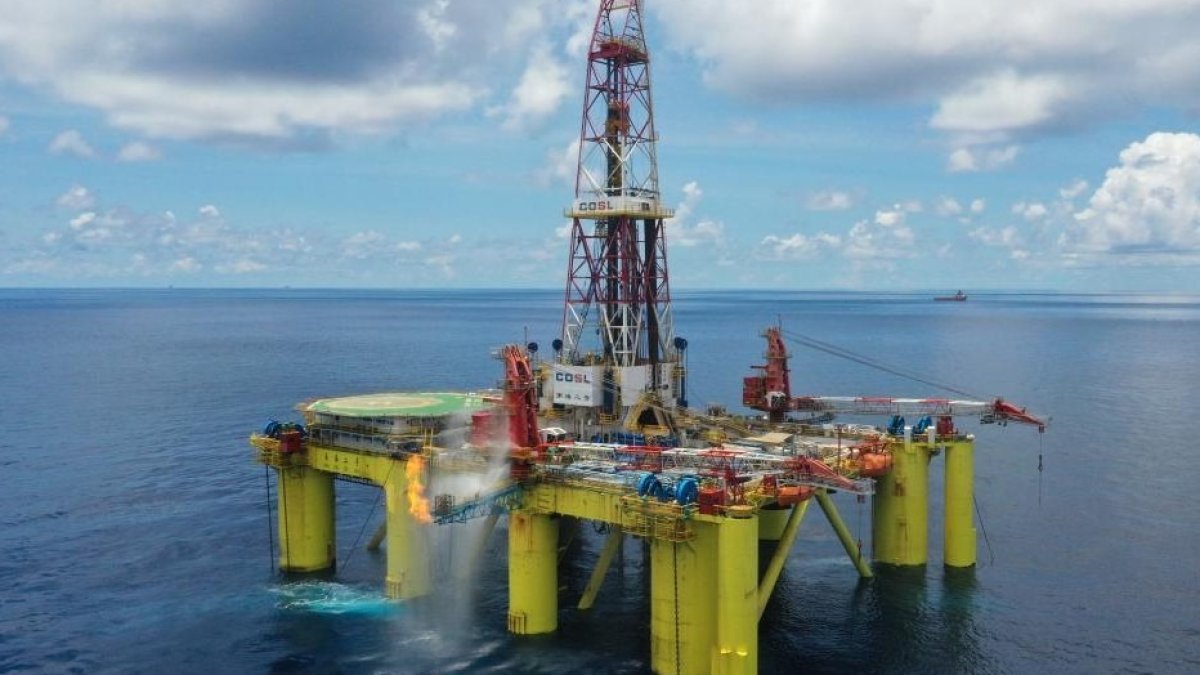 Yeni büyük petrol sahası keşfedildi