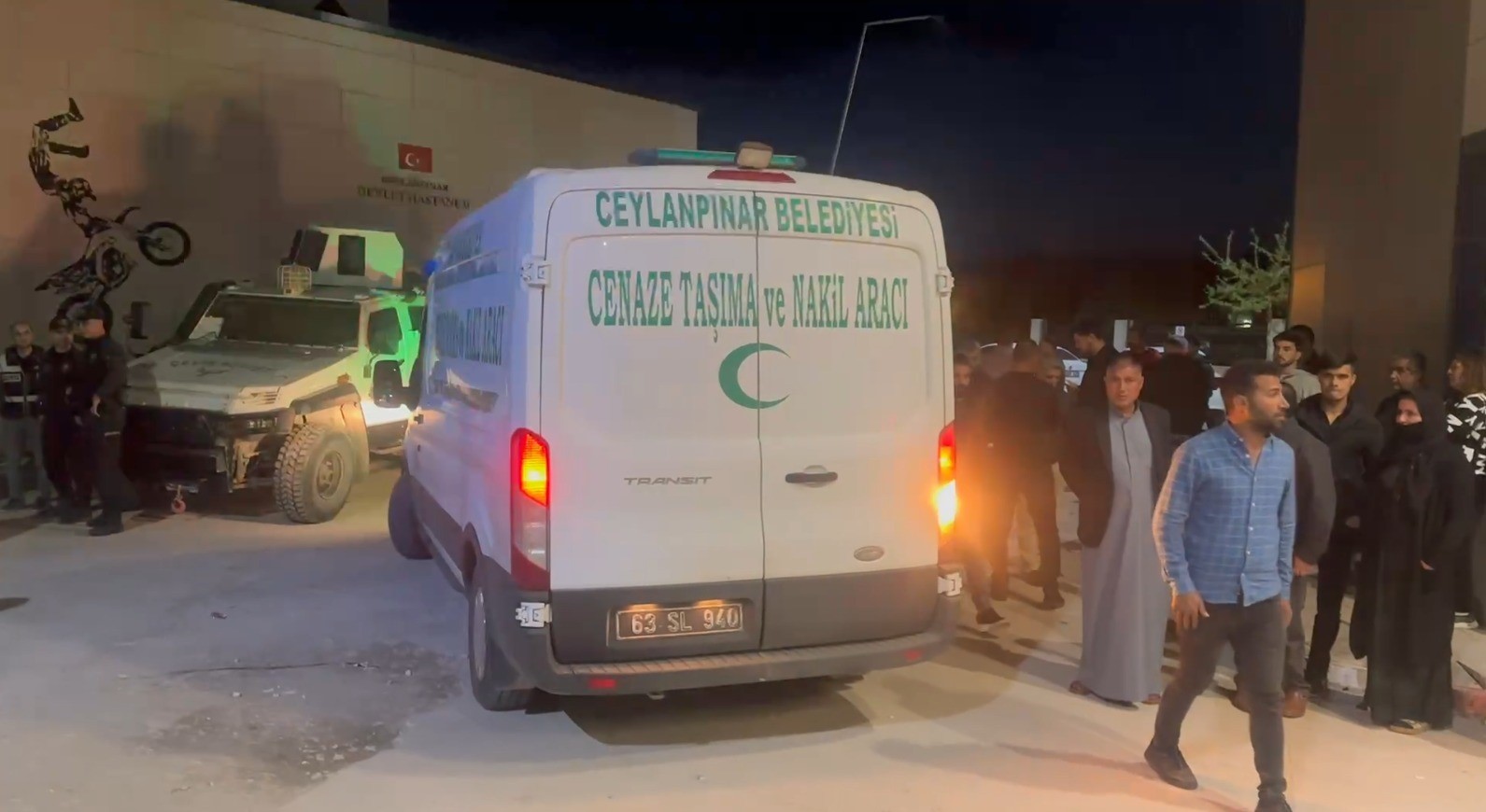 Şanlıurfa'da göçük altından kurtarılan 3 işçi hayatını kaybetti