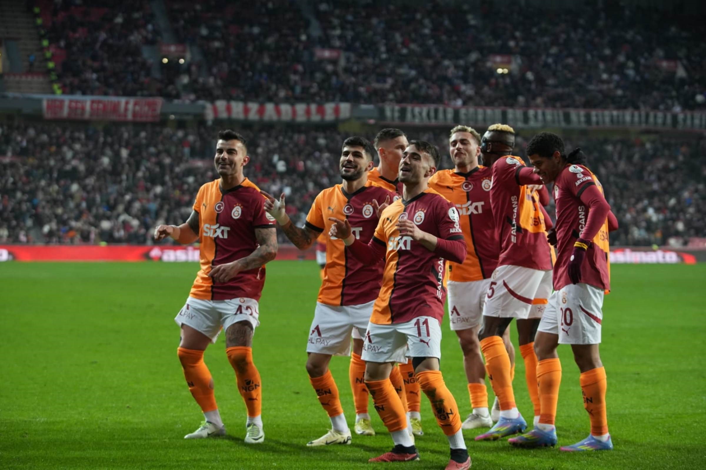 Yunus Akgün ligdeki 7. golünü kaydetti