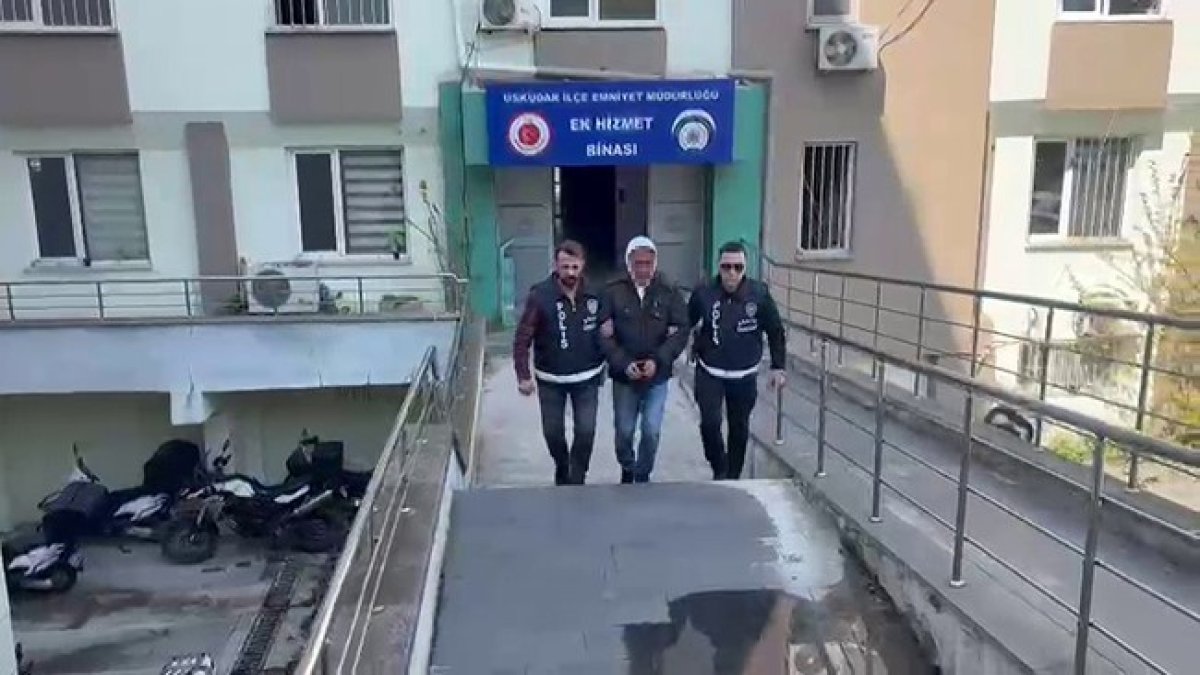 Üsküdar’da komşusunu öldüren şüpheli adliyeye sevk edildi