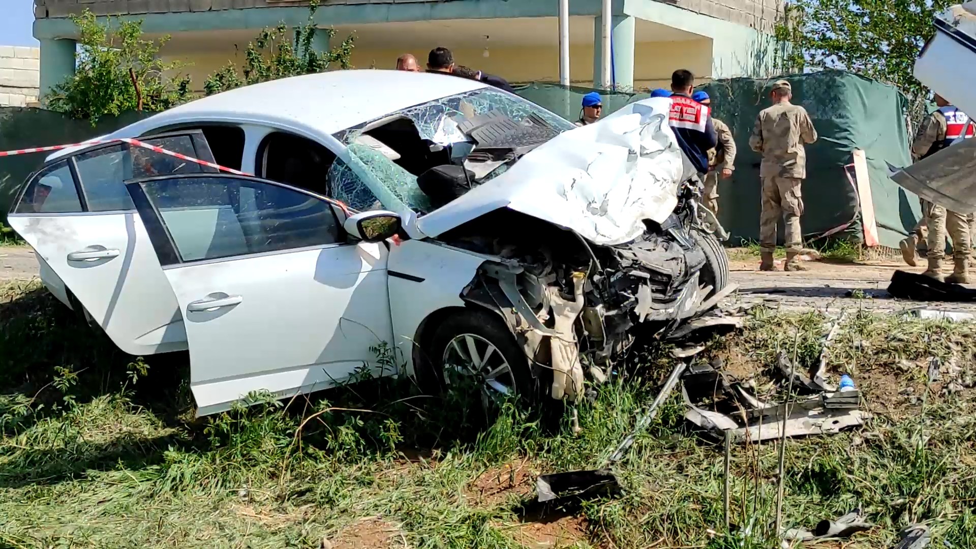Şanlıurfa'da feci kaza: 3 ölü, 2 yaralı