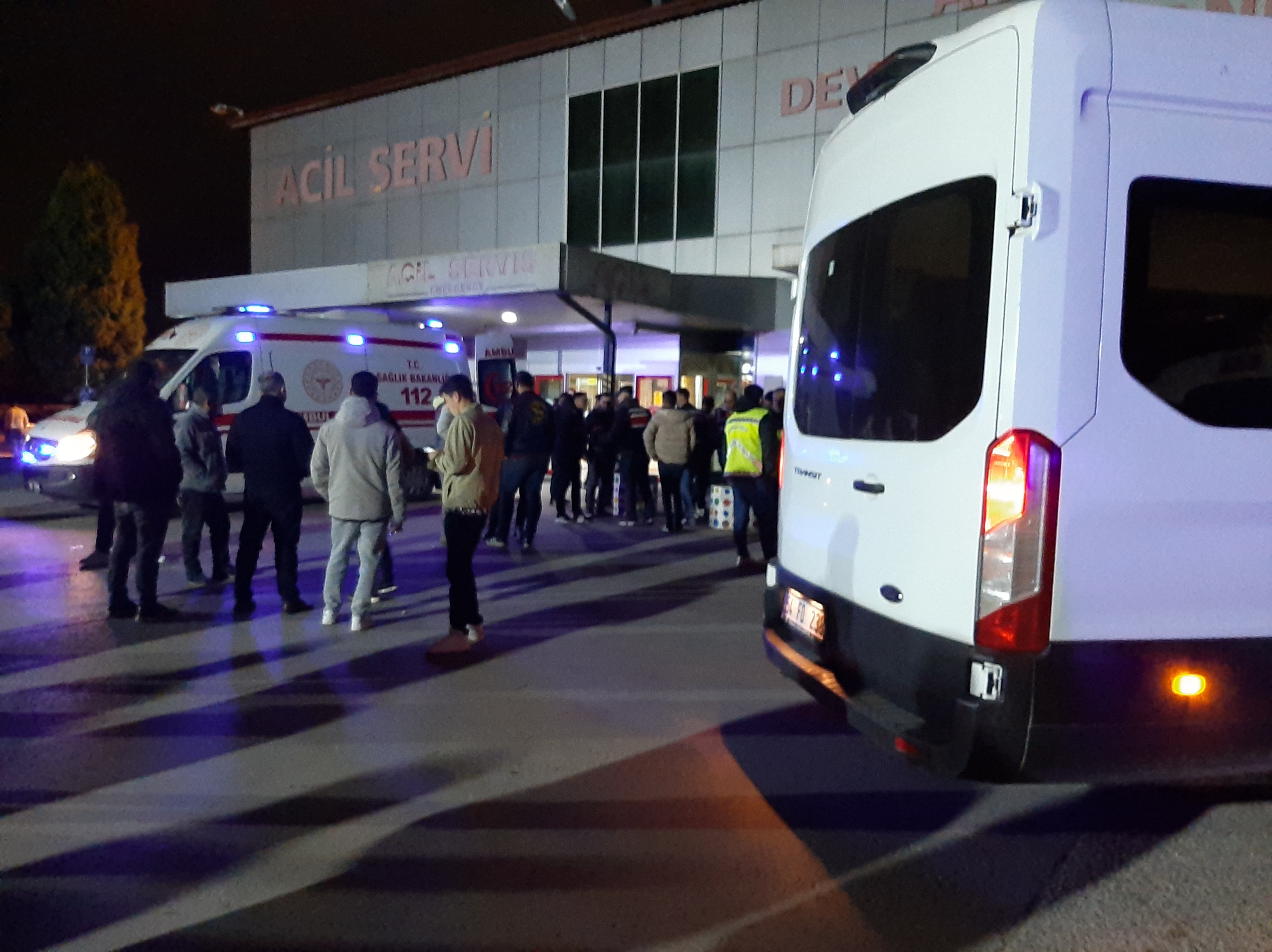 Kendisine kurşun yağdıran kayınpederini bıçaklayarak öldürdü