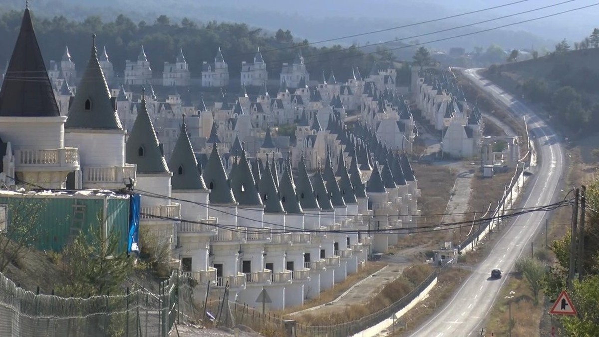 Burj Al Babas projesinde 13 sanık için 885'er yıl hapis istendi