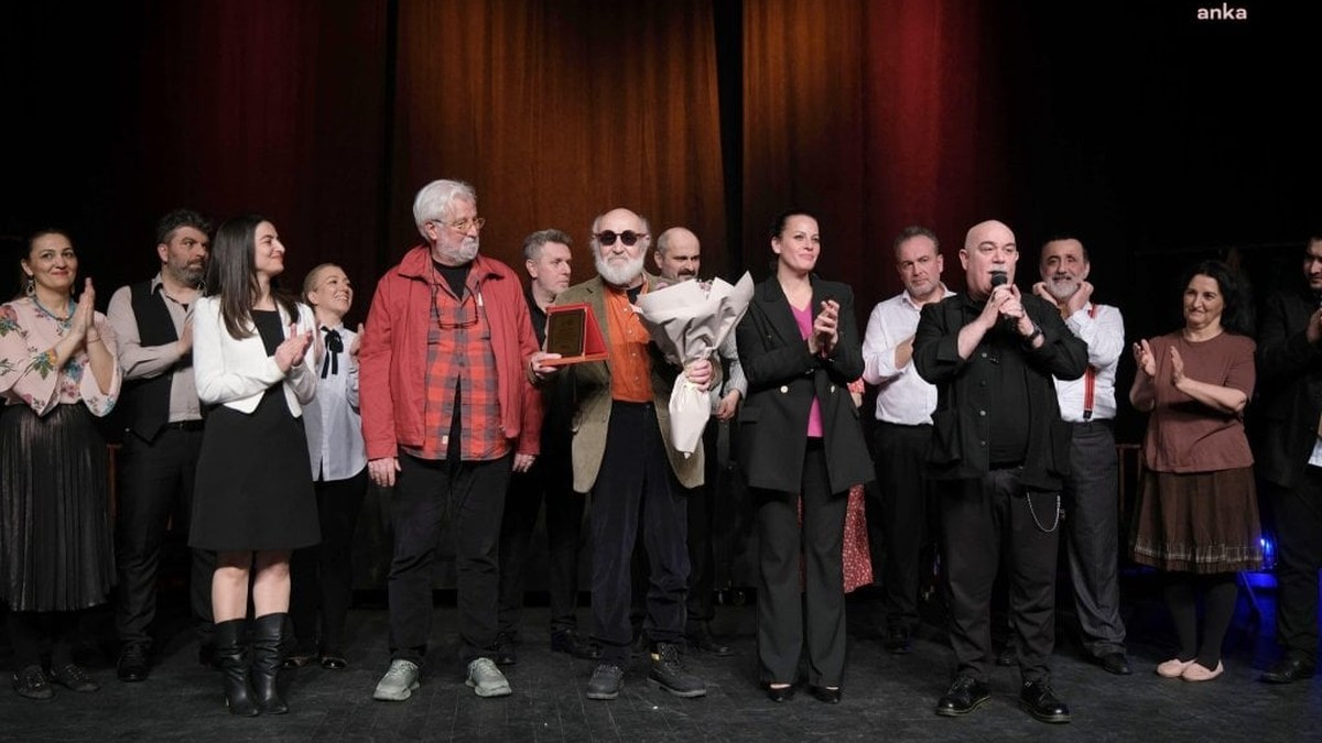 Giresun'da 28. Fevzi Bayazıtoğlu Tiyatro Günleri başladı