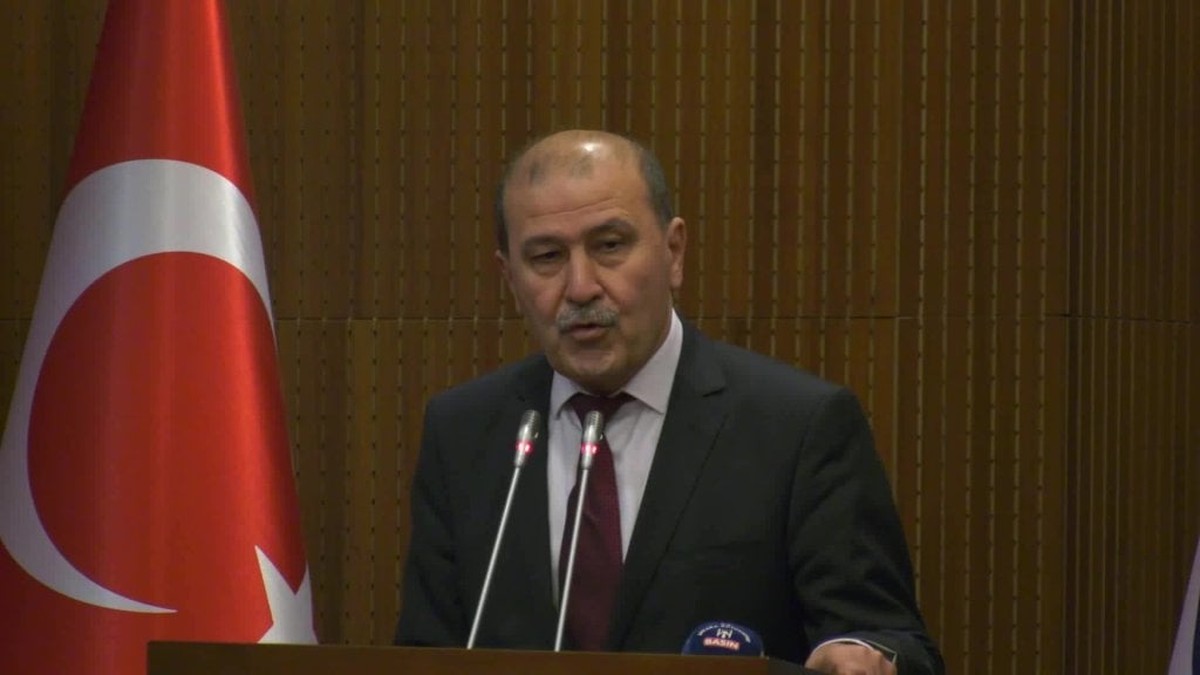 Ankara Büyükşehir Belediyesi'nde gençler meclis simülasyonunda