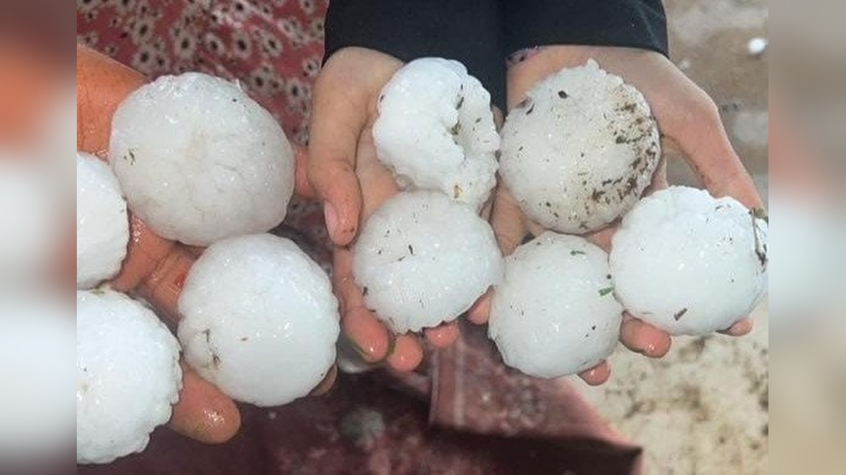 Şanlıurfa'da dolu yağışı hasara yol açtı
