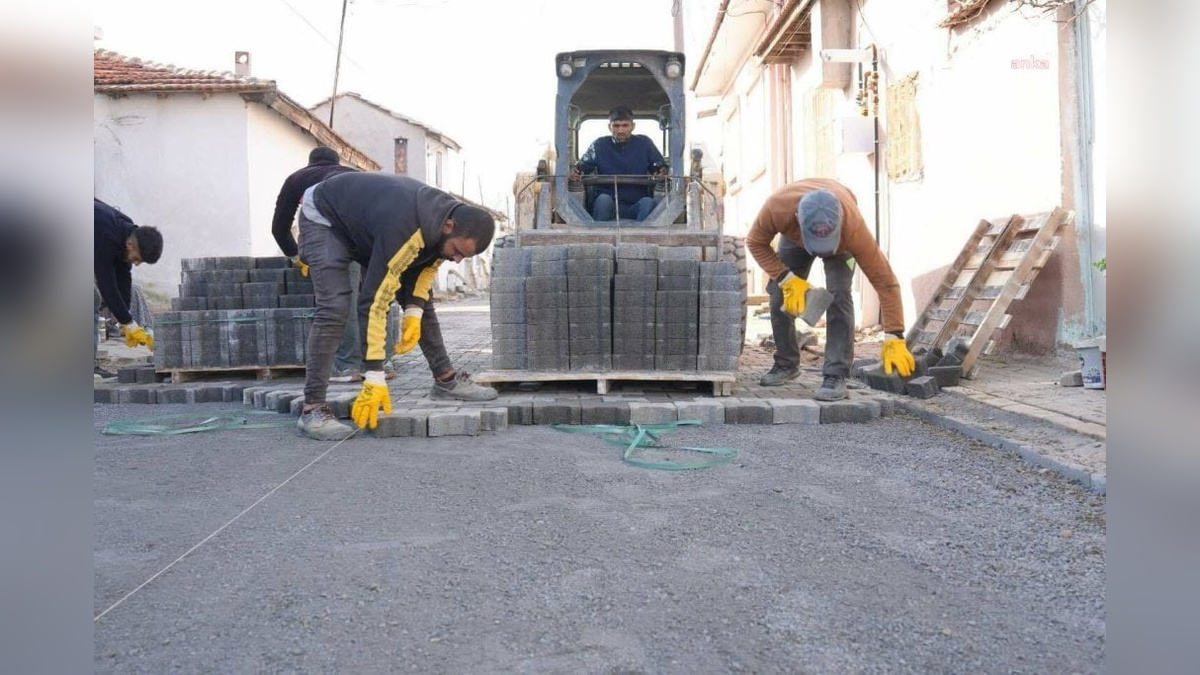 Burhaniye'de 15 Bin Metrekarelik Yol Yenileme Çalışması Tamamlandı