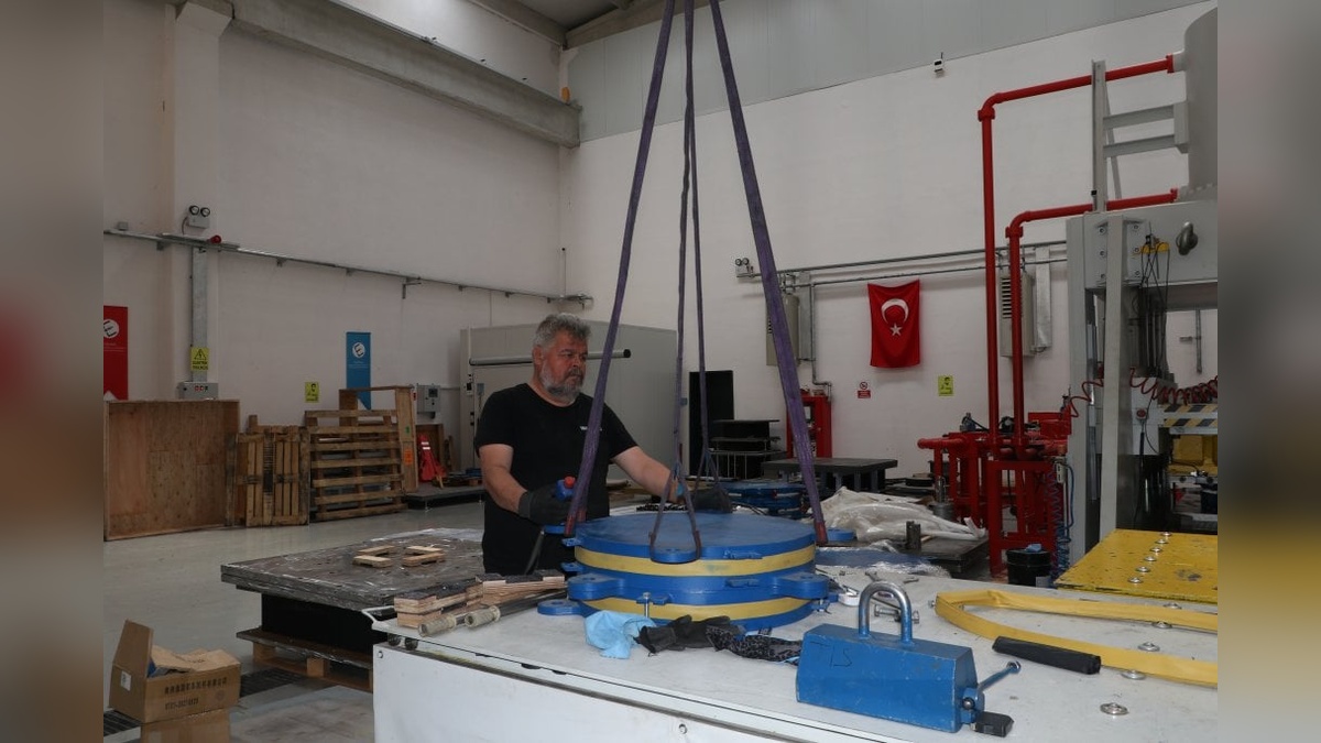 Eskişehir'deki merkezde sismik izolatör testleri yoğunlukta