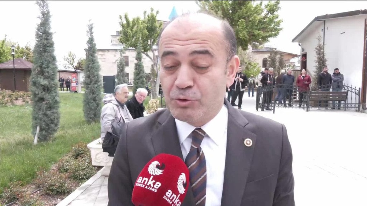 Karabat: Konya'da CHP mitingi, milleti birleştirme çağrısı