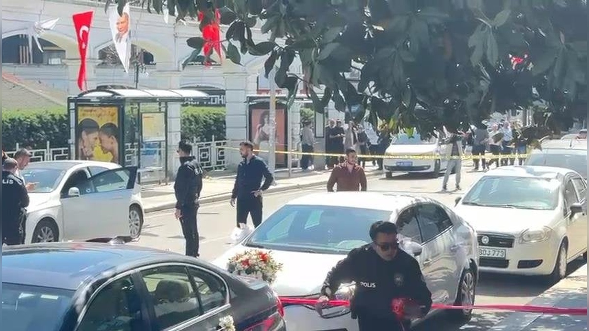 Avcılar'da silahlı motosikletli saldırı: 1 ağır yaralı